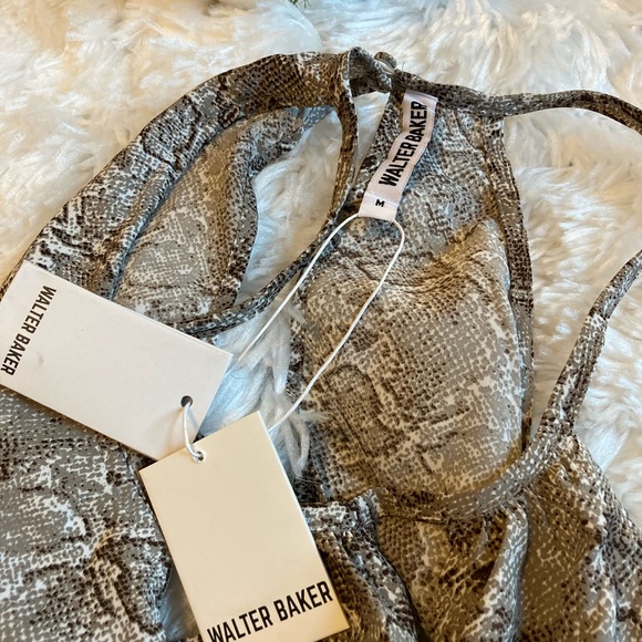 Sz Med Walter Baker  Aiken Top. Python color. NWT - Picture 4 of 7